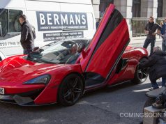 Vau! Nämä superautot tähdittävät uutta Transformers-leffaa – kuvat Lontoosta