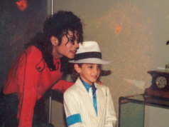 Riku ja Tunna pureutuvat tänään Michael Jacksonin hyväksikäyttötapaukseen Docventures-erikoisjaksossa