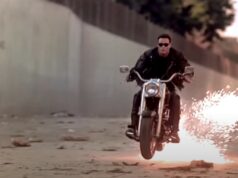 MotoGP-tähti analysoi leffojen prätkästuntit ja kertoo, mikä olisi mahdollista ja mikä ei