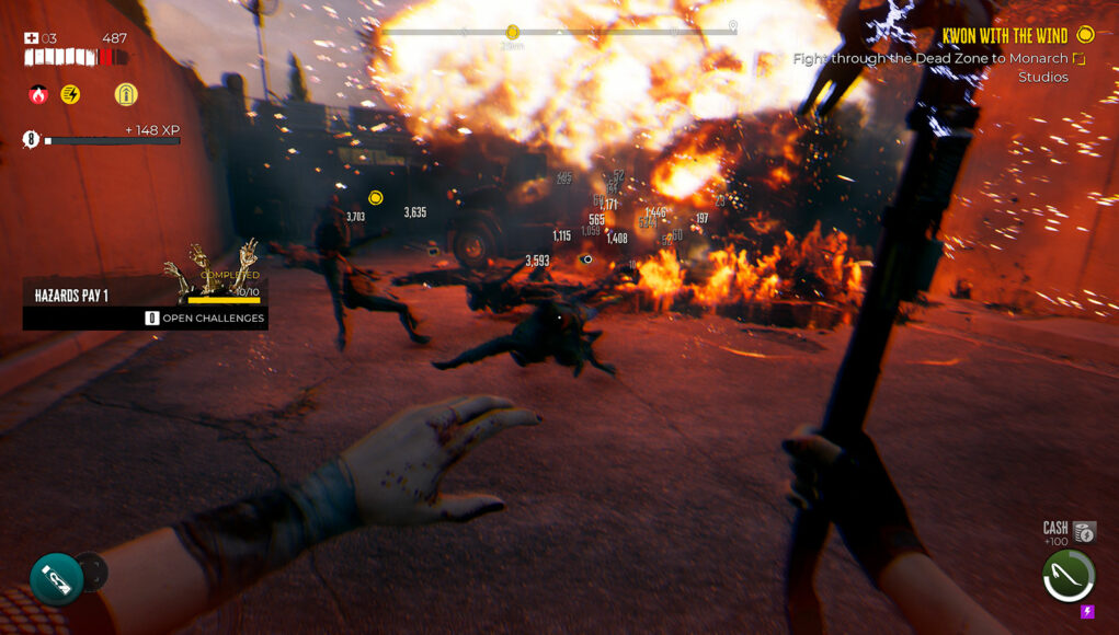 Bensakanisteri räjähtämässä.