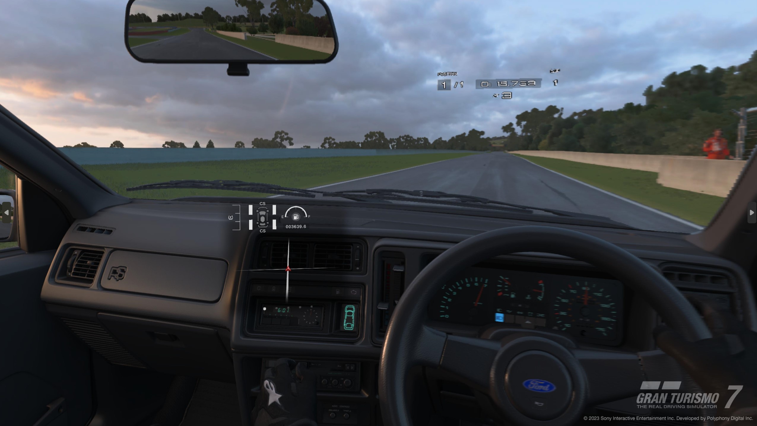 VR-pelikuvaa Ford Sierran ohjaamosta.