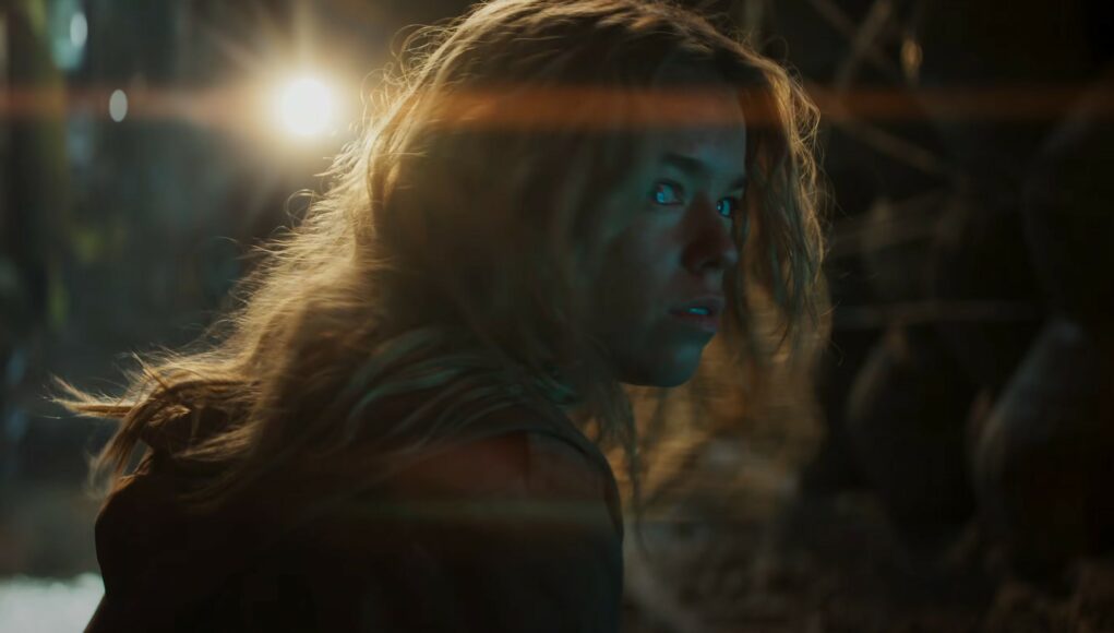 supergirl-milly-alcock