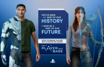 Jollekin onnekkaalle tulee pian mahdollisuus päästä osaksi Gran Turismo 7 -peliä uuden hahmon muodossa PlayStationin mainoskuva, jossa kaksi ihmistä on jaettu pystysuunnassa kahtia: vasemmalla mies on puoliksi tavallinen ihminen ja puoliksi futuristinen sotilas haarniskassa. Oikealla nainen on puoliksi tavallinen ihminen ja puoliksi jousiaseella varustettu pelihahmo. Keskellä on teksti: ”You’ve been part of our history, now be a part of our future” sekä maininta pelaajien skannaamisesta PlayStation-peleihin ”The Player Base” -projektissa. Alareunassa näkyy PlayStationin logo.